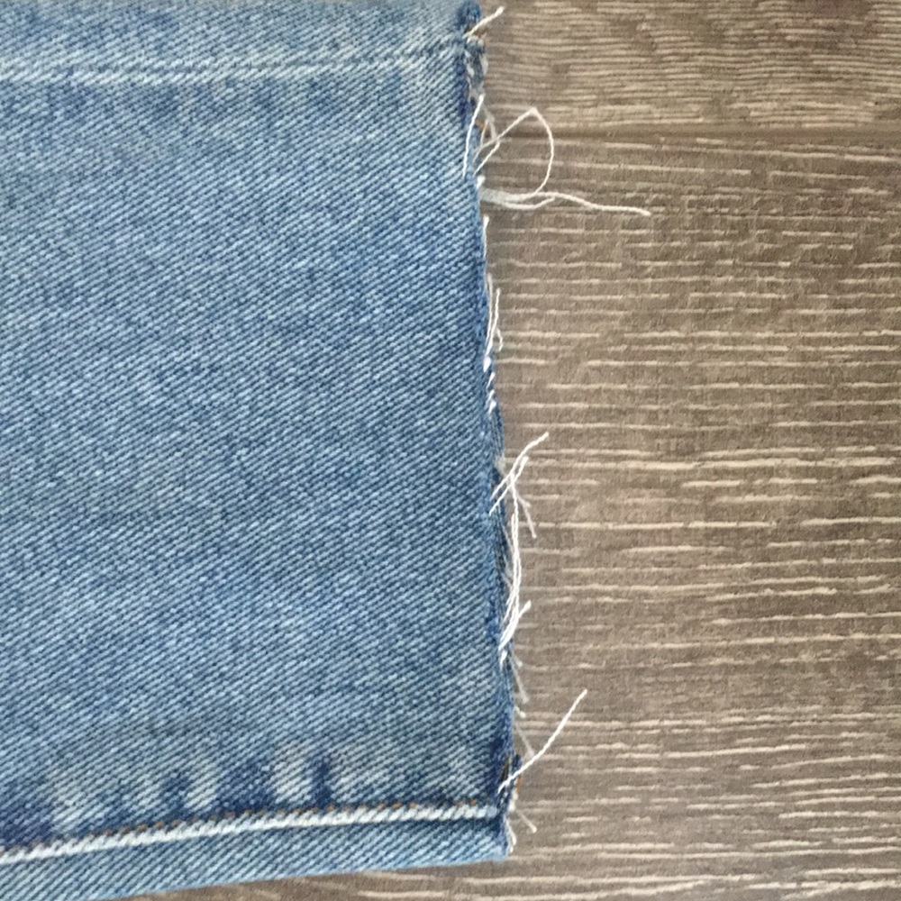 Embroidered Mom Jeans - Picture 3 of 5